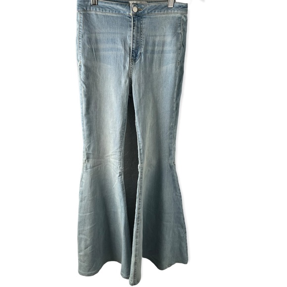 Free People Women's Just Float On light wash Flare Jeans size 27 - Picture 3 of 6